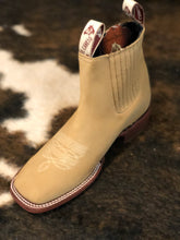 Load image into Gallery viewer, Botín Vaquero Buck Arena - Square Toe