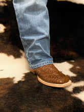 Load image into Gallery viewer, Cincelado Florestino Cedro Bota Vaquera