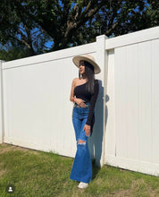 Load image into Gallery viewer, Medium Blue Bell Bottom Jeans